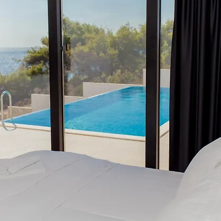 Ξενοδοχείο Garma Beachfront - 3 Bedroom - Stunning Sea Views - Gym - Private Pier Potirna